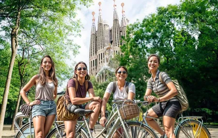 Barcelona Private Bike/eBike Tour & Sagrada Familia Tickets