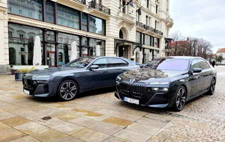 First class Warsaw Airport Transfer (WAW)