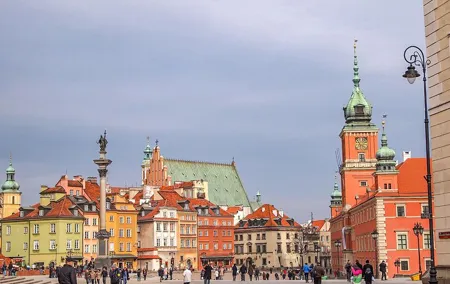 Explore Warsaw in 60 minutes with a Local