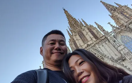 Private Barcelona Highlights: Gothic Sagrada Familia & Park Güell