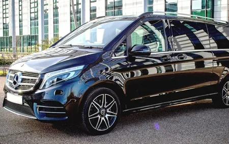 Departure Transfer: Warsaw to Chopin Airport WAW by Van