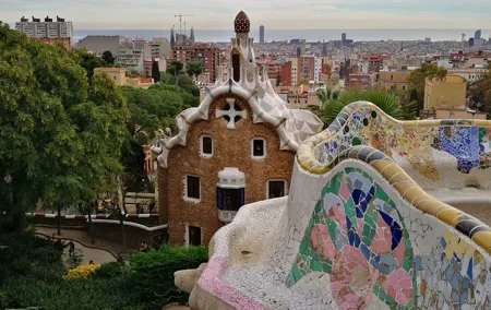 Sagrada Familia and Guell Park Private Tour