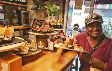 Food & Drink Private Tour of Barcelona in Traditional Taverns