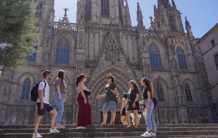 Barcelona Highlights Guided Tour with Monjuic Cable Car