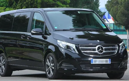 Barcelona Airport (BCN) Private Transfer to Barcelona City/Hotels
