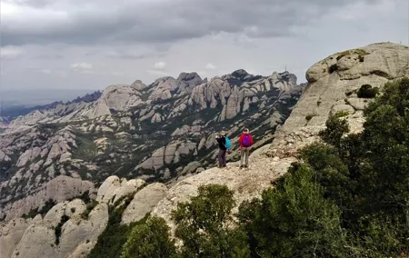 Historical Montserrat Half-Day Hiking Tour from Barcelona