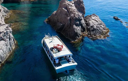 From Barcelona : Tossa de Mar, coastal path, boat & Costa Brava
