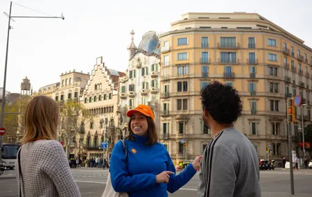 Barcelona Architecture Walking Tour With Casa Batlló Upgrade