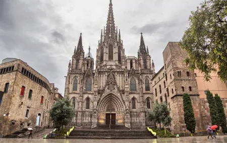 Sagrada Familia & Gothic Quarter Private Tour