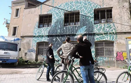 Barcelona Street Art and Graffitti Bicycle Tour