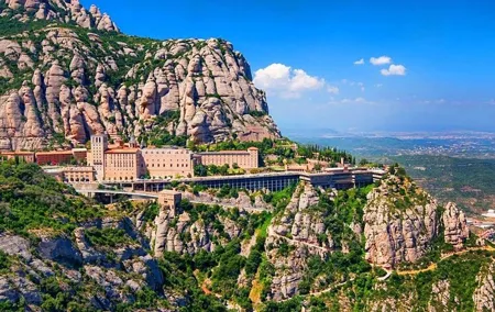 Day Trip to Montserrat from Barcelona with Cogwheel Train