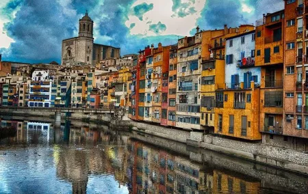 Girona Highlights Private Tour with Hotel Pick up from Barcelona