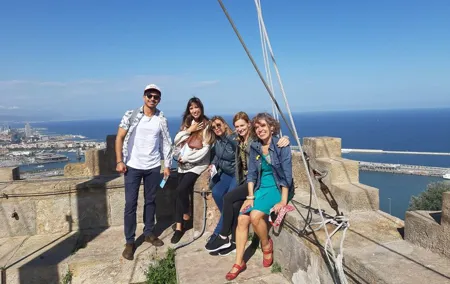 Barcelona Best Views: Old Town and Montjuic Castle Private Tour