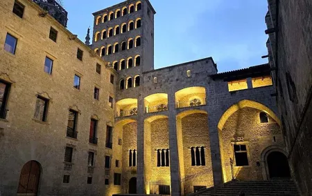 Barcelona Gothic Quarter History Tour