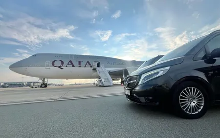Private Warsaw Chopin Airport Round-Trip Transfer