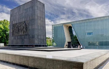 Jewish Legacy in Warsaw. Private Tour with the best local specialist.