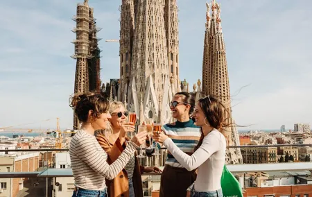 Sagrada Familia Closing Time Tour with Rooftop Views