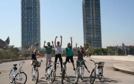 Best of Barcelona Highlights Bike Tour in Small-Group or Private tour