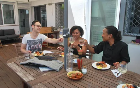 Market Tour & Paella or Fideua Cooking in Nicole's Barcelona Home