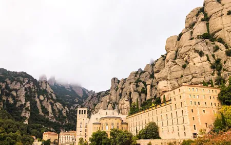 Half-Day Private Tour of Montserrat from Barcelona