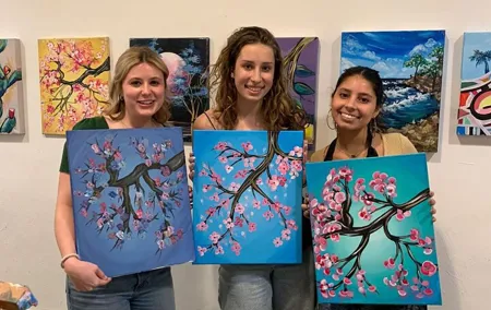 Paint & Wine Workshop in an Art Studio in Barcelona