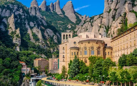 Montserrat Monastery and Hiking Private Tour from Barcelona