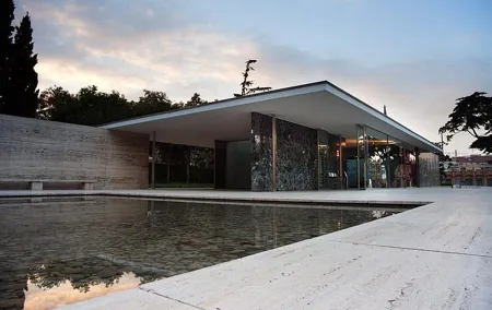 Private Modern Architecture Tour of Barcelona with private pick up and drop off