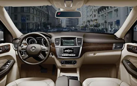 Private Departure Transfer from Central Barcelona to El Prat Airport