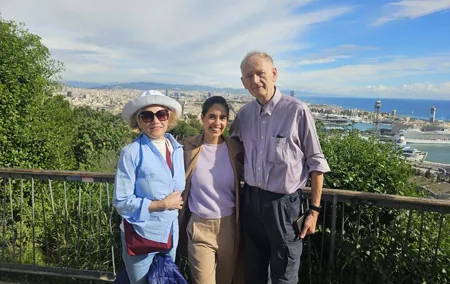 Private Barcelona Old Town & Sky Views: Montjuic Castle & Cable Car Tour