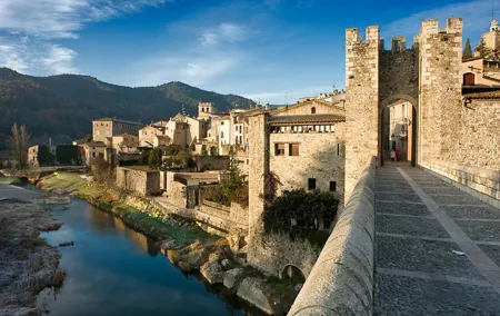 Private Girona and Besalu, Jewish History tour from Barcelona