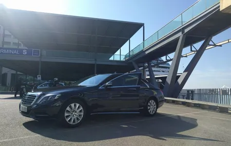 Barcelona Highlights Private Tour in a chauffeured Mercedes-Benz