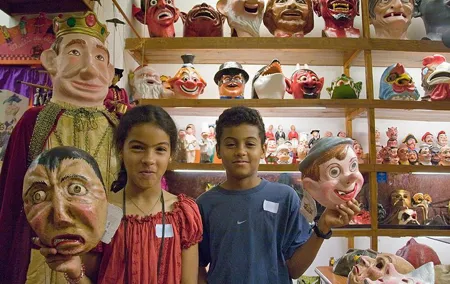 Kids and Family Gothic Quarter Walking Tour in Barcelona