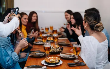 Barcelona Tapas Food Walking Tour with Wine in El Born