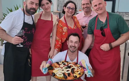 Paella Private Cooking Class in Sitges