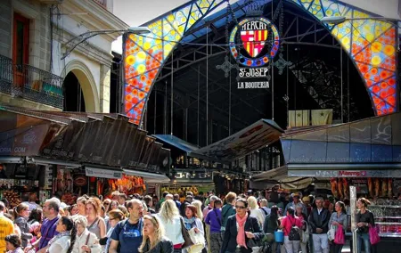 Boqueria and Santa Caterina Markets with Food and Tapas Private Walking Tour