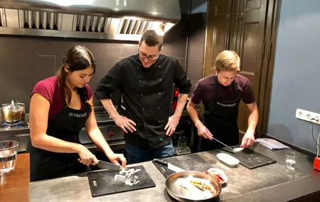 Interactive Paella & Sangria Cooking Class in Barcelona with Josh