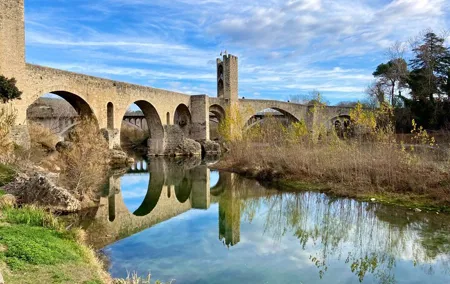 Medieval Towns and Nature Parks Exclusive Trip with Pickup