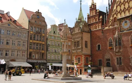 Private Transfer from Warsaw to Wroclaw with 2h of Sightseeing
