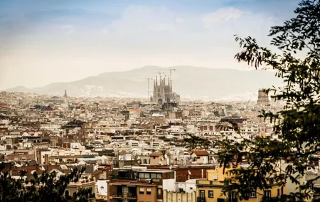 Barcelona Private 4 hours Shore Excursion with private vehicle and guide