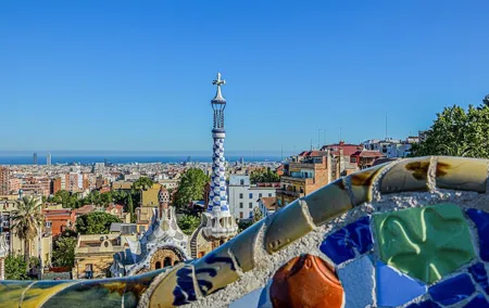 Guided Walking Tour in Park Güell and Sagrada Familia