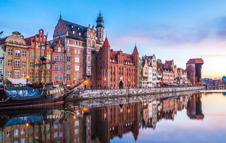Private service from Warsaw to Gdańsk/Gdynia(One way/Round trip/Chauffeur hire)