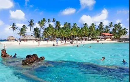 Dog Island: Snorkeling in San Blas and Typical Lunch