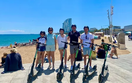 Barcelona Panoramic Escooter or E-Bike Tour
