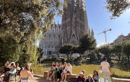 Guided Visit Tour to Sagrada Familia
