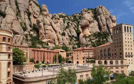Private Morning tour Montserrat Monastery from Barcelona
