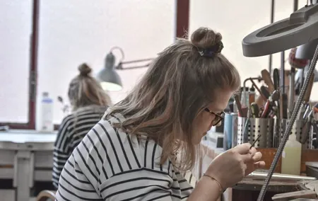 Barcelona Workshop: Make your silver ring with a jeweler