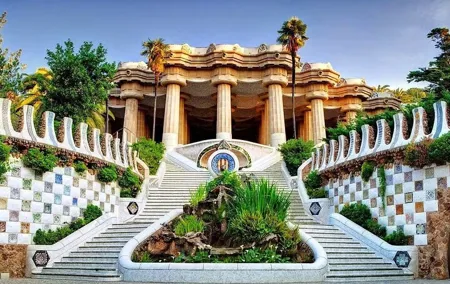 Guided Exploration Park Güell Wonders