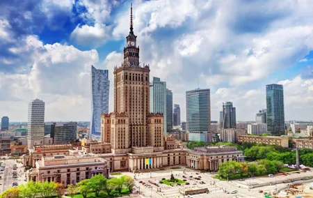 Palace of Culture & Science + Warsaw Uprising Museum: PRIVATE TOUR /inc.Pick-up/