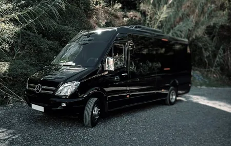 Private Transfer from the Airport to Barcelona or vice versa