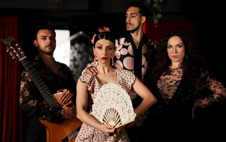 Authentic Flamenco Live Show With Tapas in Barcelona